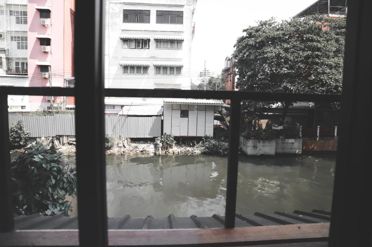 The Cube Hostel Khaosan Bangkok Exterior photo
